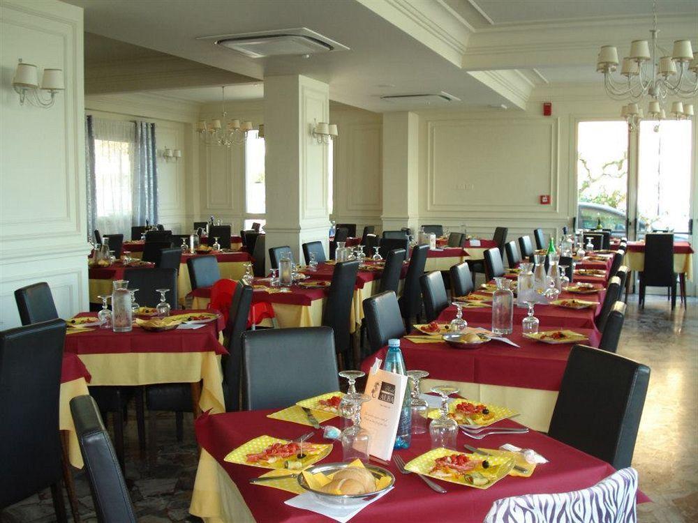 Hotel Alba Misano Adriatico Kültér fotó